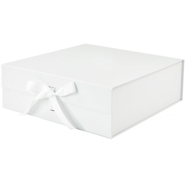 white-large-square-magnetic-gift-boxes-with-changeable-ribbon